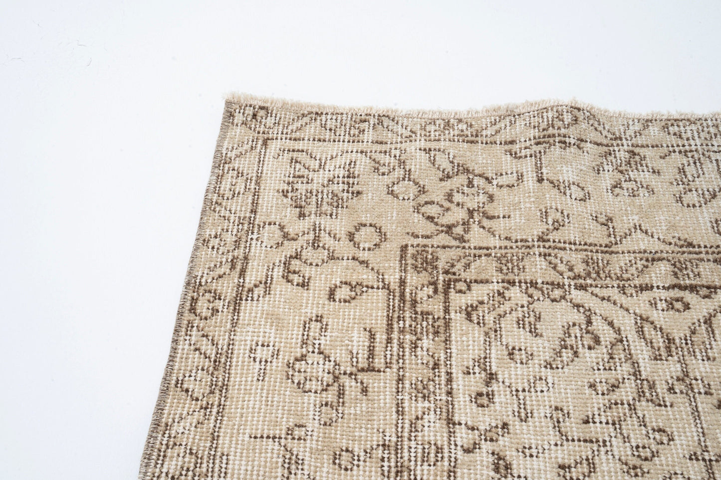 Muted Oushak Rug, Vintage Rug, Oushak Rug, Faded rug, Beige rug, Carpet rug, Anatolia rug, Handmade rug, 4x6 Rug, Bedroom rug, 9672