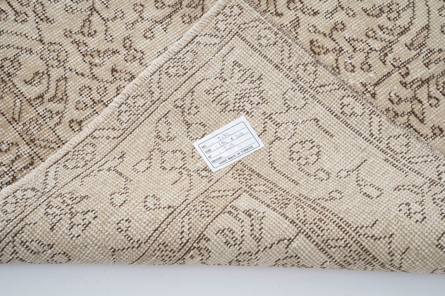 Muted Oushak Rug, Vintage Rug, Oushak Rug, Faded rug, Beige rug, Carpet rug, Anatolia rug, Handmade rug, 4x6 Rug, Bedroom rug, 9672