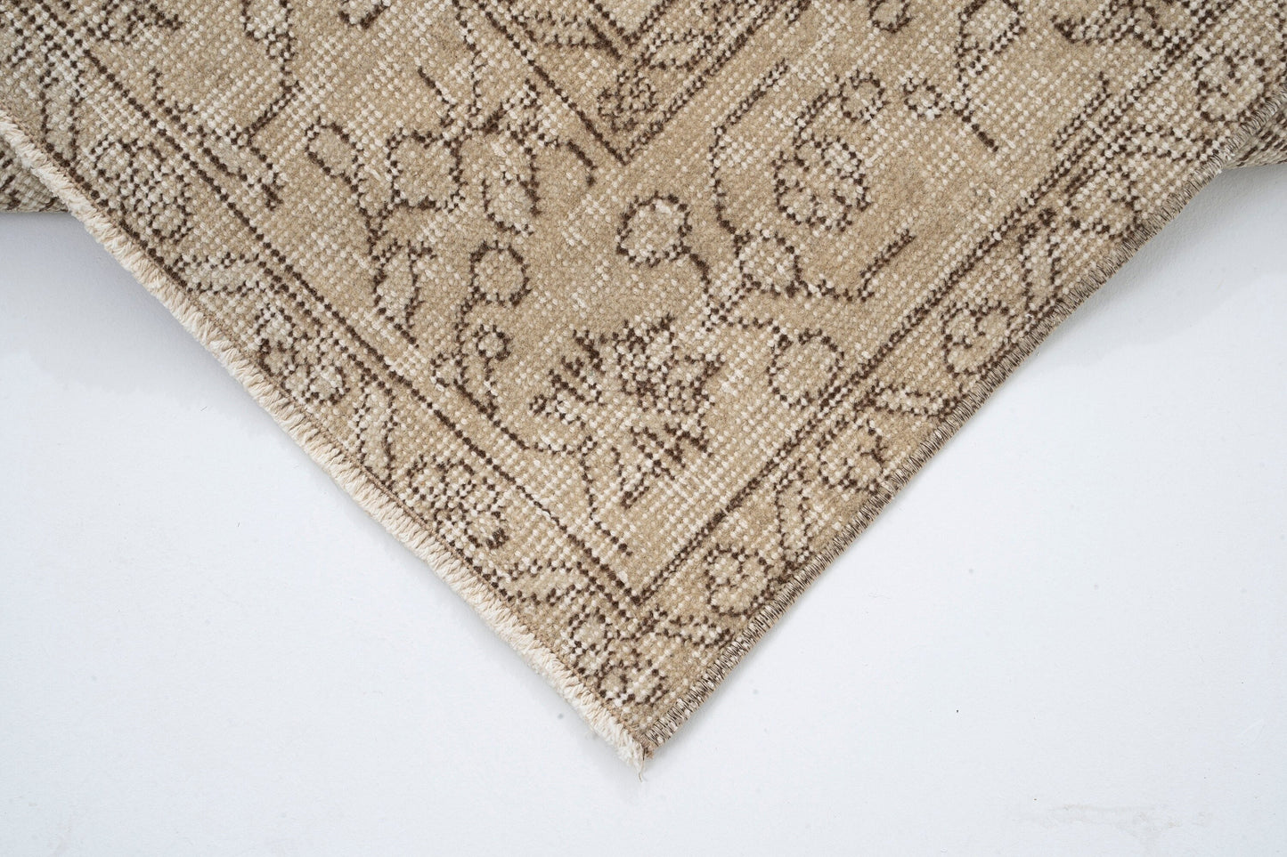 Muted Oushak Rug, Vintage Rug, Oushak Rug, Faded rug, Beige rug, Carpet rug, Anatolia rug, Handmade rug, 4x6 Rug, Bedroom rug, 9672