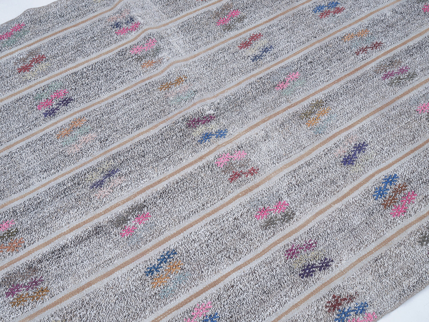 Handmade Kilim Rug, Turkish Vintage Kilim Rug, Area Faded Kilim Rug, Neutral Muted Rug, Living Room Rug, Gray Rug, Kilim Rug 4x7, 12221