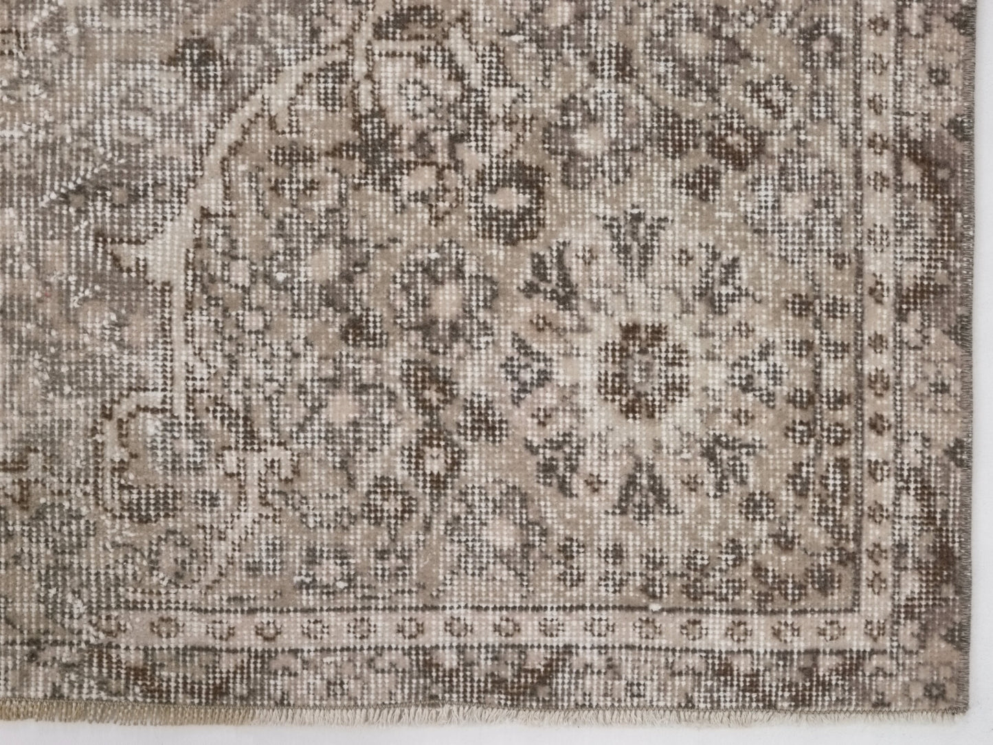 Antique Turkish rug, Neutral Oushak Rug, 5x8 Rug, Vintage Rug, Carpet rug, Area rug, Handwoven rug, Unique rug, Farmhouse rug, 10257