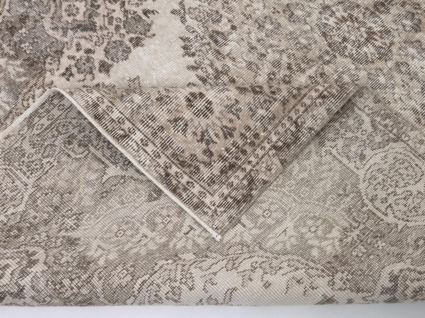 Antique Turkish rug, Neutral Oushak Rug, 5x8 Rug, Vintage Rug, Carpet rug, Area rug, Handwoven rug, Unique rug, Farmhouse rug, 10257