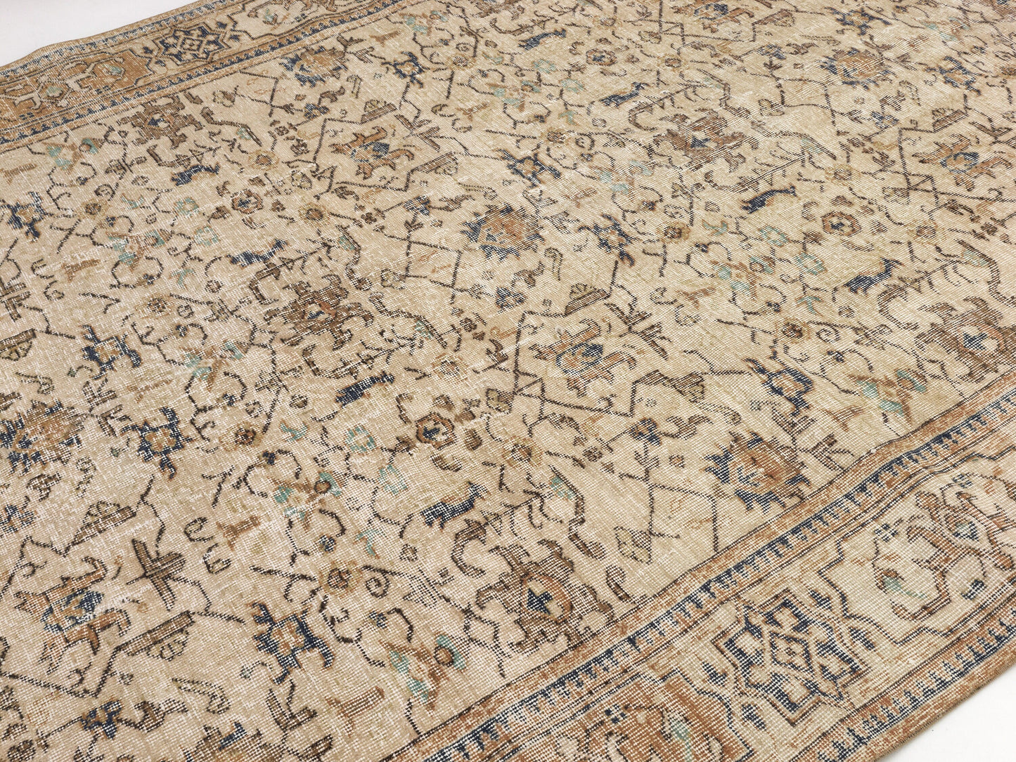 Turkish Handmade Rug, Vintage Faded Rug, Area Muted Rug, Oushak Unique Rug,Neutral Floor Rug, Scandinavian Rug, Rug 7x10, Bedroom Rug, 10349