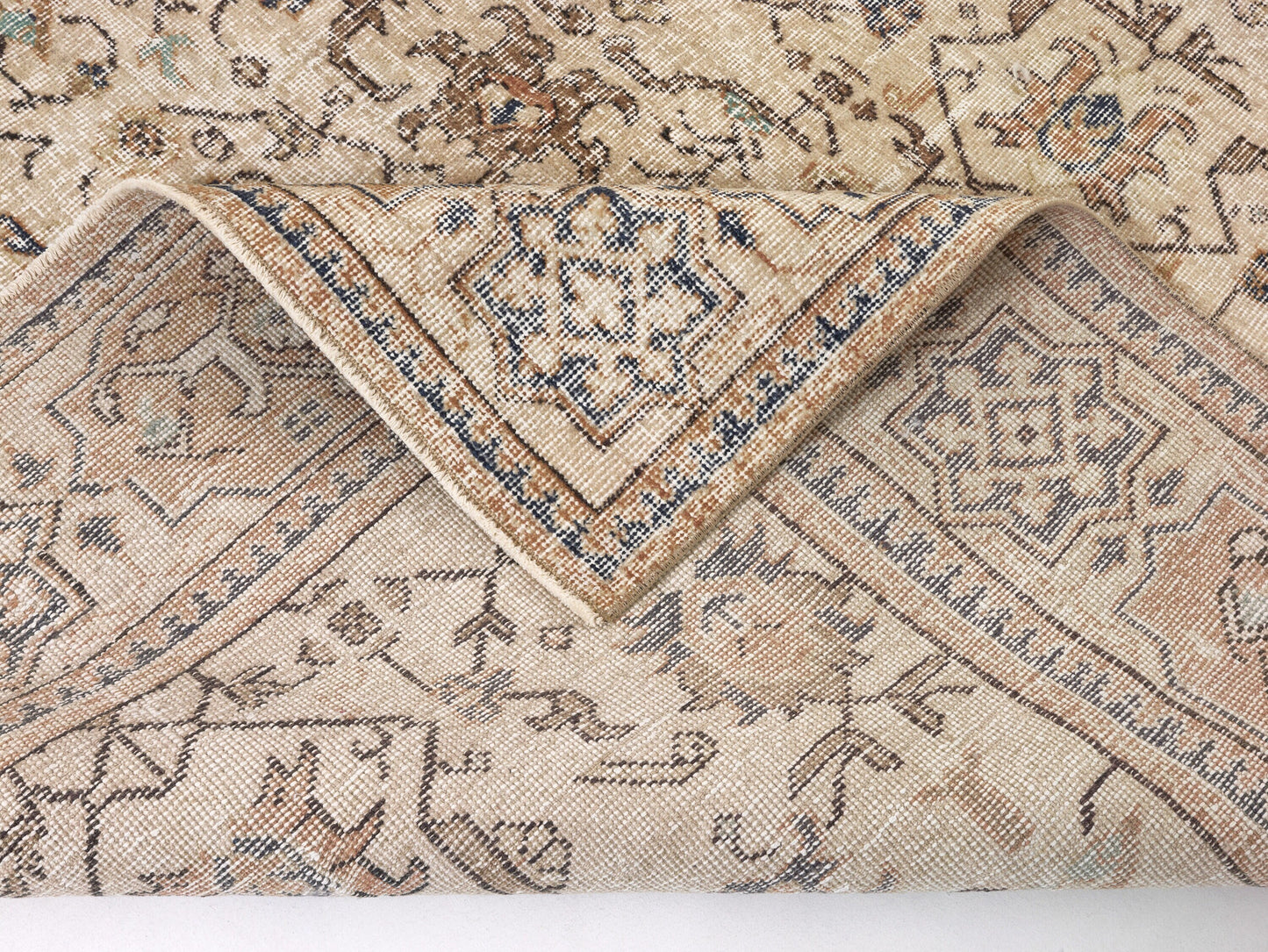 Turkish Handmade Rug, Vintage Faded Rug, Area Muted Rug, Oushak Unique Rug,Neutral Floor Rug, Scandinavian Rug, Rug 7x10, Bedroom Rug, 10349