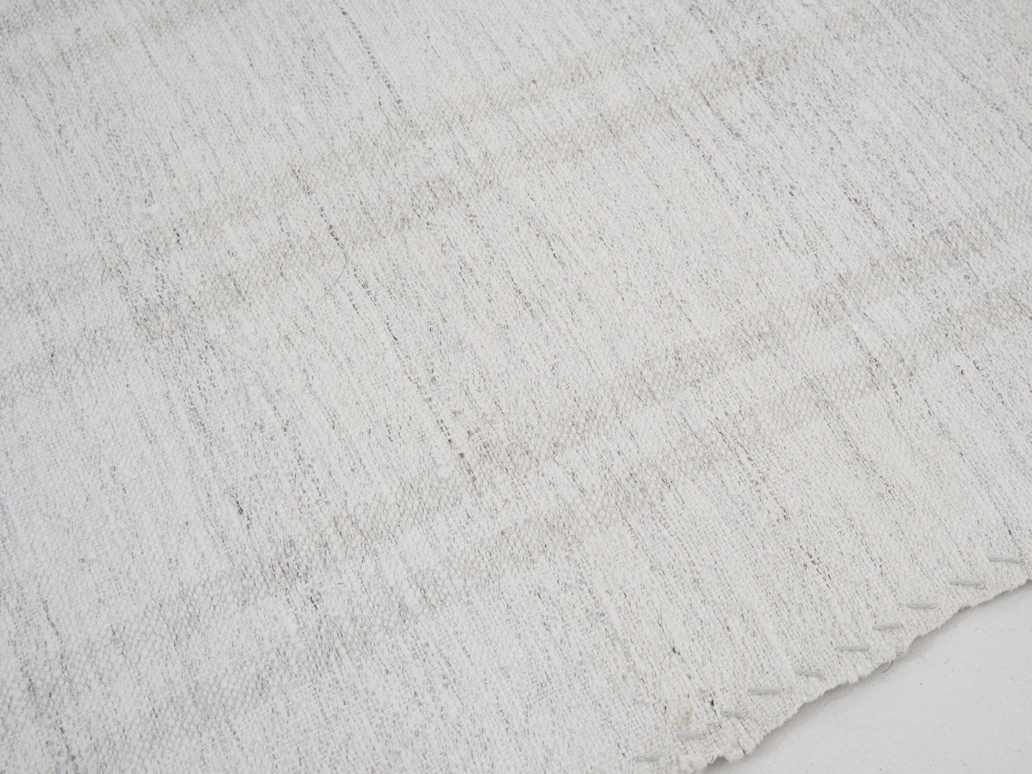 White Turkish Kilim Rug, Vintage Flat Weave Striped Kilim Rug, Handmade Scandinavian Kilim Rug, Neutral Muted Kilim Rug, Kilim Rug 6x9, 9912