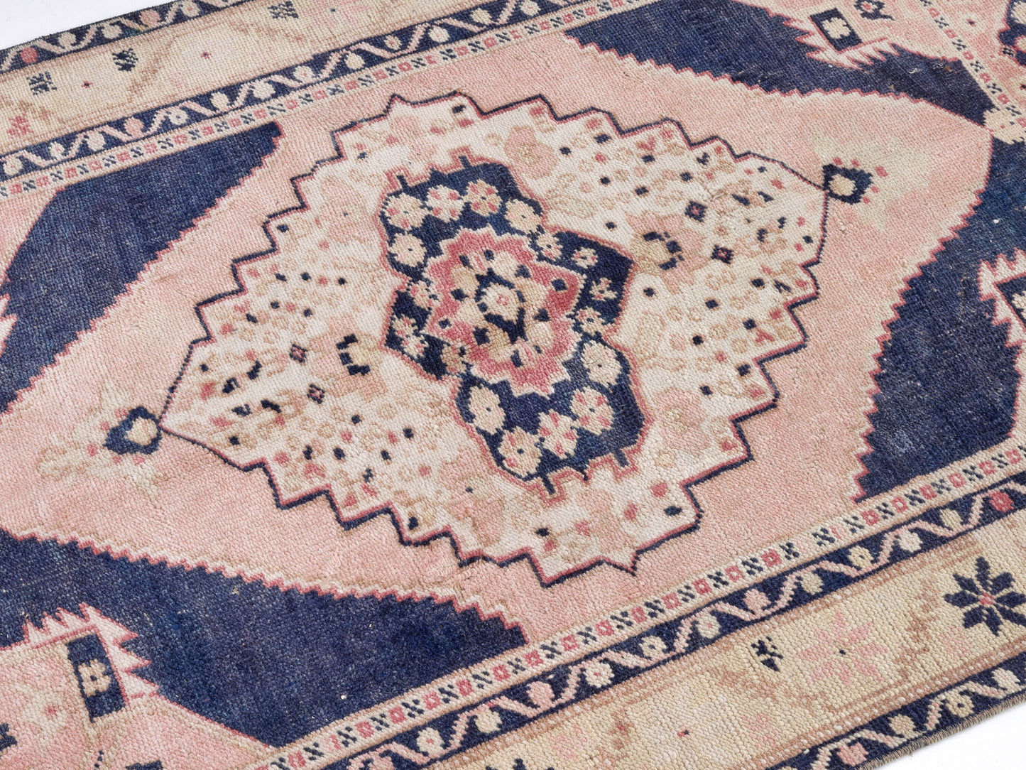 Vintage Rug, Turkish Oushak Rug, Handmade Rug, Neutral Area Rug, Bohemian Eclectic Rug, Small Rug, Entryway Rug, Rug 3x5, Turkey Rug, 10371