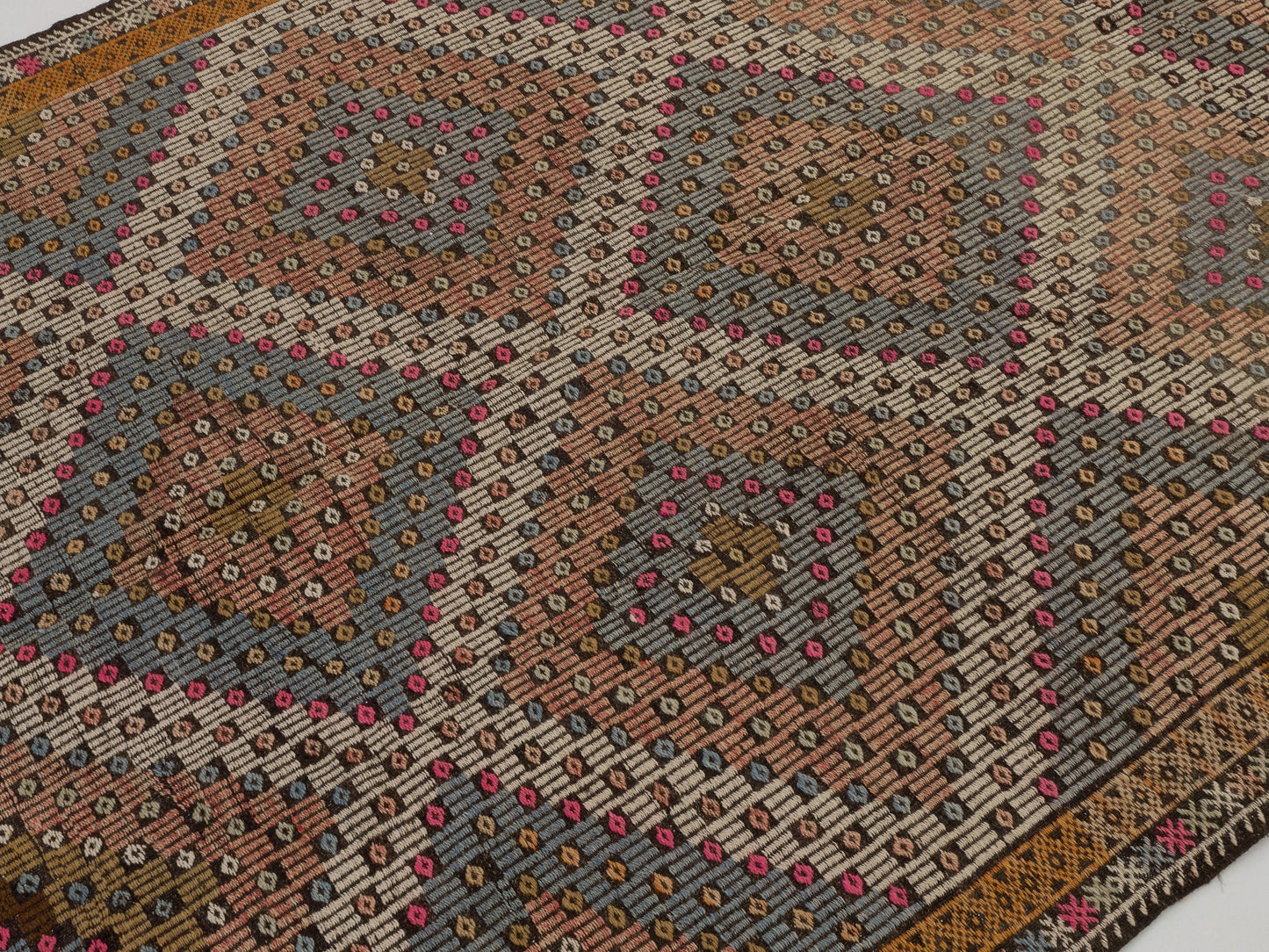 Vintage Kilim, Kilim Rug 6x12, Turkish Kilim, Handmade Anatolia Kilim Rug, Bohemian Eclectic Kilim Rug, Kilim Rug, Living Room Rug, 10527