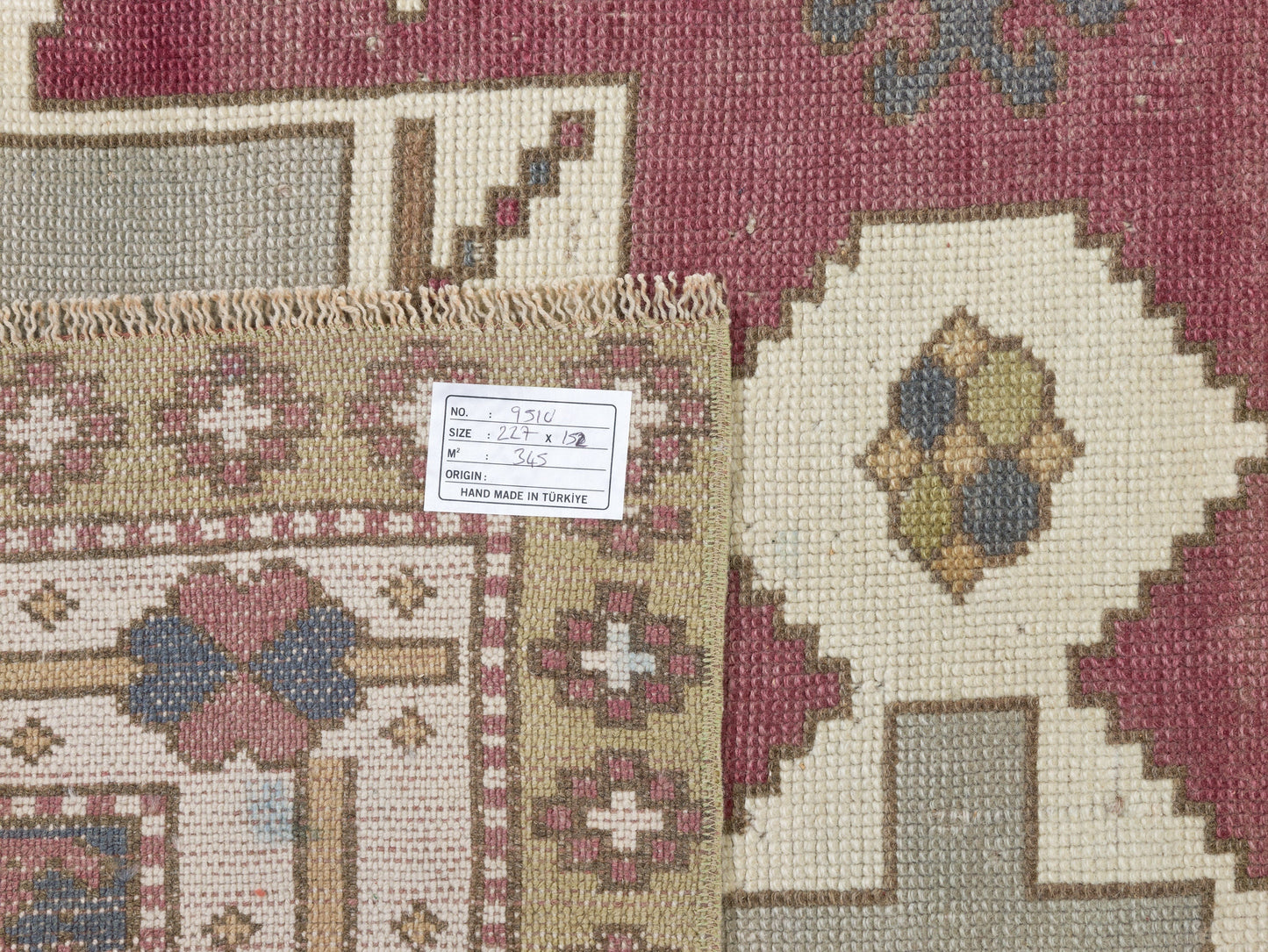 Turkish rug Antique, Vintage Carpet rug, Oushak Unique rug, One of a kind rug, Ethnic rug, Old rug, Boho rug, Rustic rug, Bedroom rug, 9510