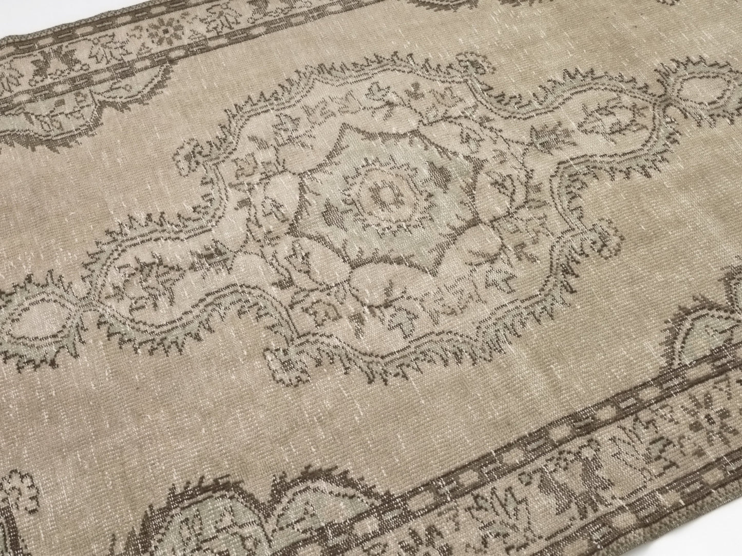 Area Rug 5x9, Turkish Vintage Rug, Oushak Carpet Rug, Neutral Handmade Rug, Living room rug, Turkey rug, Mid-Century Old Vintage Rug, 9560