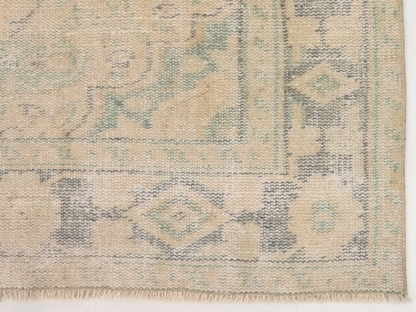 Muted Oushak Rug, Vintage Turkish Oushak Rug, 6x9 Turkish Rug, Beige Rug, Antique rug, Old Rug, Handmade rug,Area rug 7x10,Neutral rug,9483