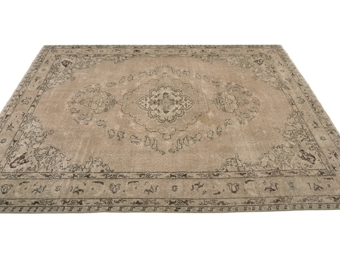 Turkish Neutral Rug, Vintage Rug, Area Rug, Beige Rug 6x9, Faded Rug, Muted Handmade Oushak Rug, Bedroom rug, Entryway rug, 8973