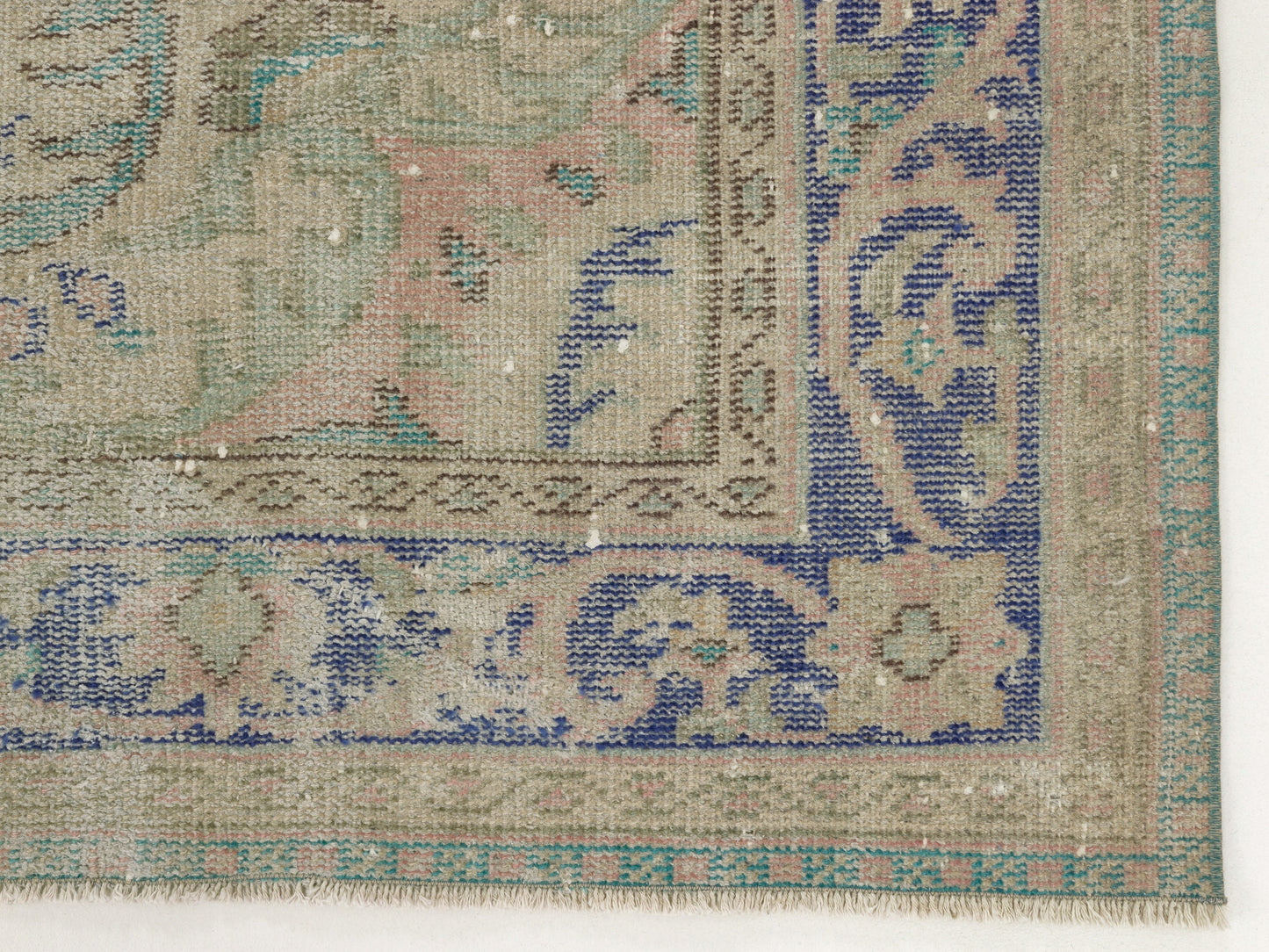 Muted Oushak Rug, Oriental Turkish Rug, Faded Vintage Rug, Medallion rug, Area rug, 7x10 Rug, Bedroom rug, Living room rug, Gift Home,10342