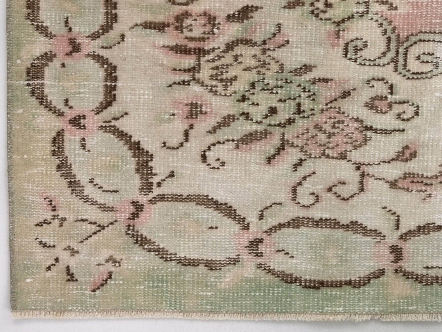 Faded Vintage Rug, Carpet rug, Turkish Oushak Rug, Area rug, Bedroom rug, Handmade rug, One of a kind Oushak Rug, Wool rug, Turkey rug,10247