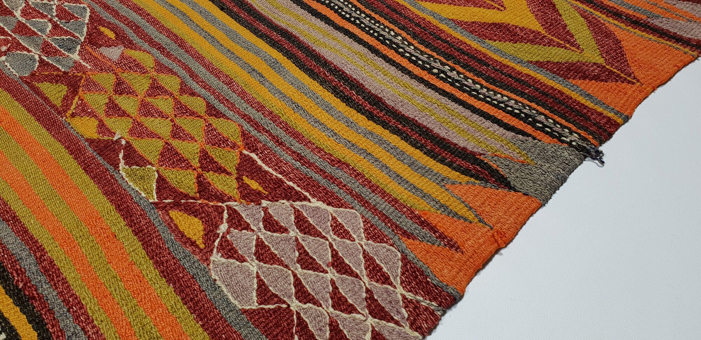 Vintage Kilim Rug, Kilim Rug 5x7, Turkish Kilim, Handmade Unique Kilim Rug, Area Floor Kilim Rug, Bohemian Rug, Living Room Rug, 2847
