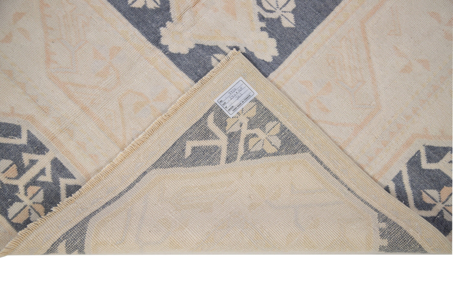 Faded Area Rug, Neutral Turkish Rug, Handmade rug, Oushak Rug, Vintage Rug, Wool Rug, Anatolia rug, Beige rug 5x8, Bedroom rug, 7727