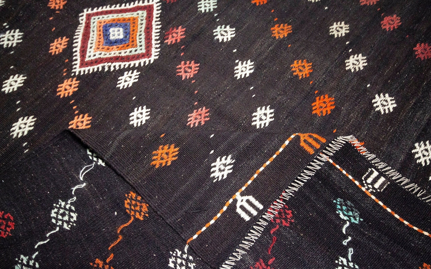 Turkish Kilim Rug 6x8, Vintage Unique Kilim Rug, Handmade Eclectic Kilim Rug, Area Kilim Rug, Bohemian Rug, Bedroom Rug, Rug Kilim, 1982