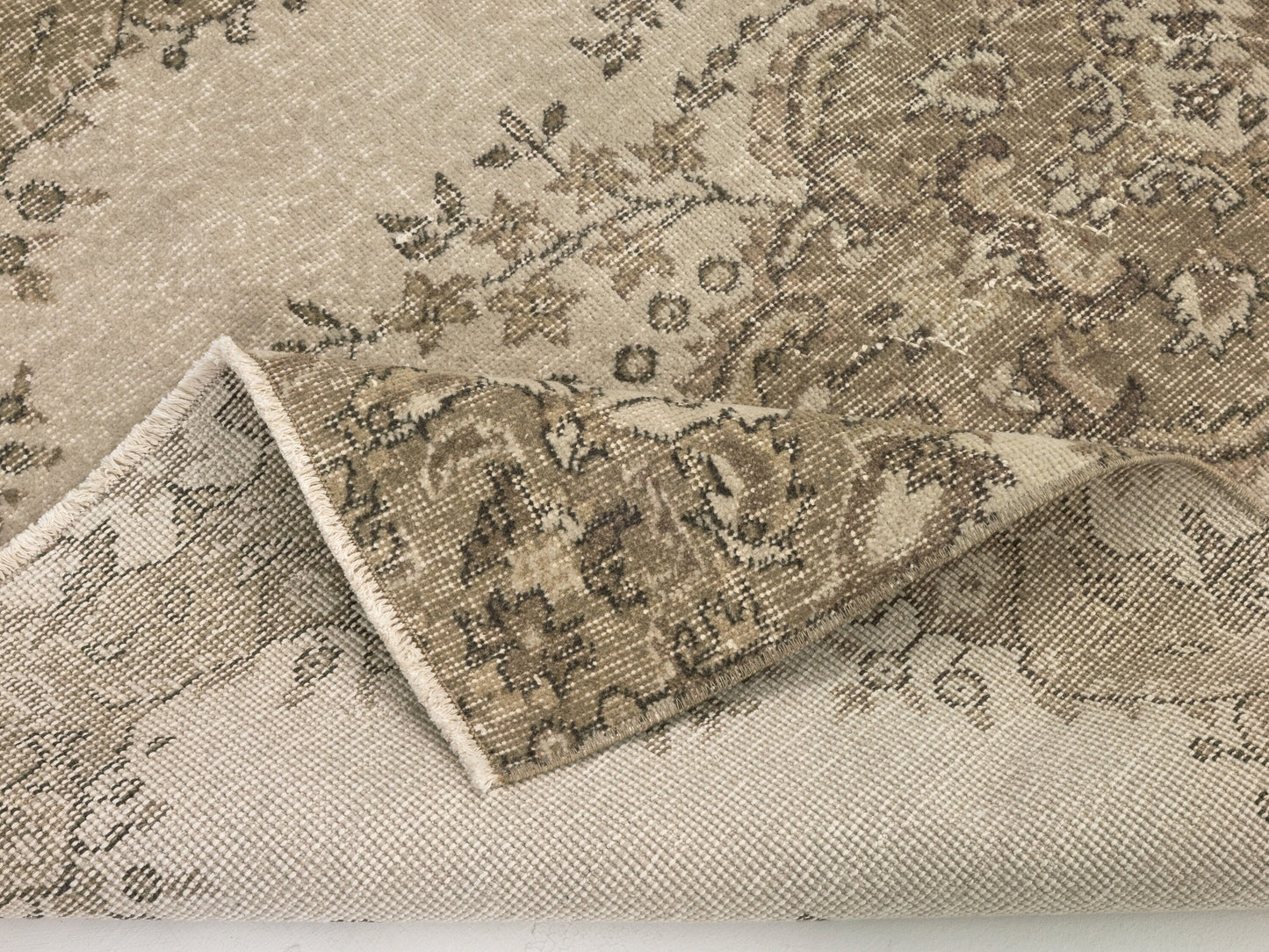 Neutral Turkish Rug, Oushak Carpet rug, Beige Rug, Vintage One of a kind rug, Handmade rug, Area rug 4x7, Unique rug, Floral rug, 9614
