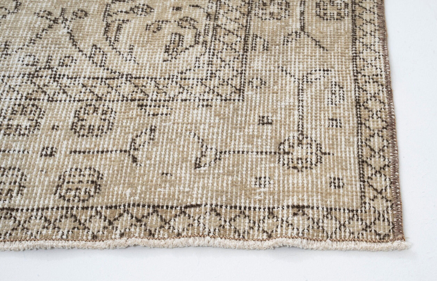 Neutral Oushak Rug ,4x7 Area Rug ,Turkish Rug ,Anatolia Rug ,Oushak Rug 4x7 ,Old Vintage rug ,Boho Rug ,Ethnic Carpet Rug ,9678