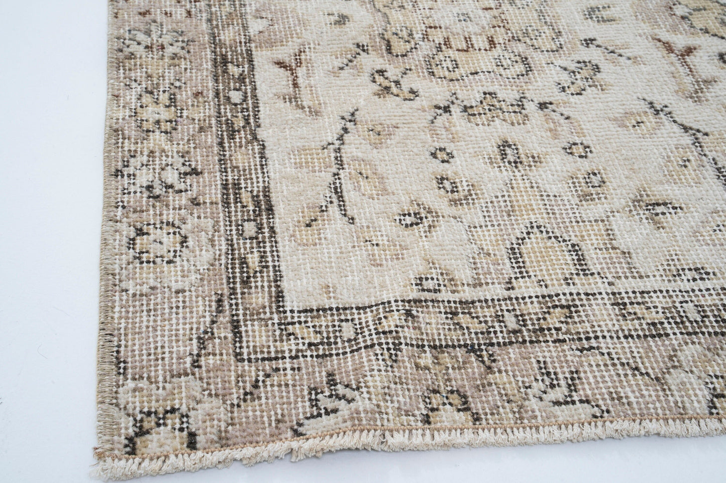 Turkish Vintage Rug , 3x6 Area Rug , Anatolia Rug, Unique Rug ,Small Rug ,Oushak rug,Antique Rug ,Wool Rug, Turkey rug, Floor rug, 9643