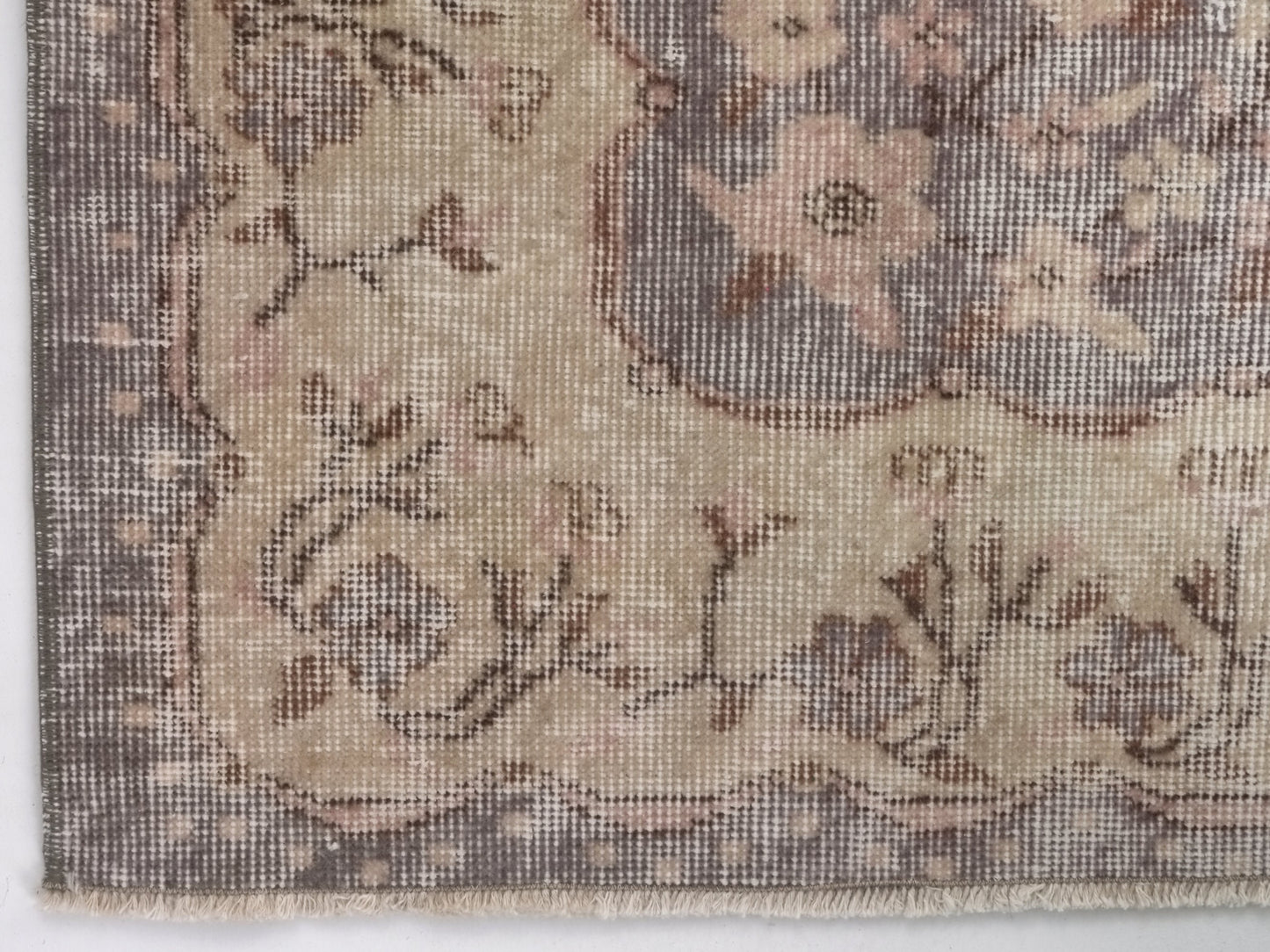 Antique Turkish rug, Oushak Vintage rug , 6x9 Area rug, Turkish rug, Neutral rug , Soft rug , Oriental rug, Old rug, 9004