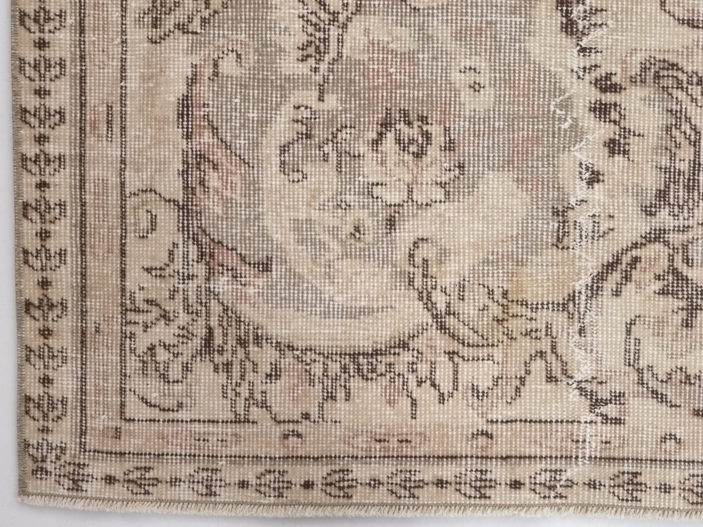 Faded Turkish rug 5x8, Area Oushak rug, Vintage rug Muted , Floral rug, Unique, Handmade rug, Living room, Bedroom rug,Made in Turkey, 10278