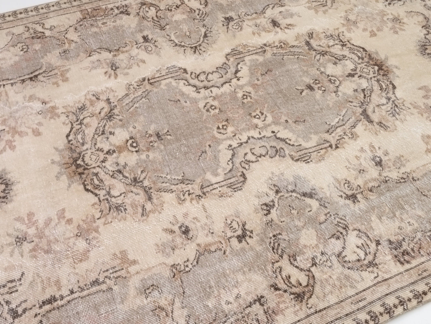 Faded Turkish rug 5x8, Area Oushak rug, Vintage rug Muted , Floral rug, Unique, Handmade rug, Living room, Bedroom rug,Made in Turkey, 10278