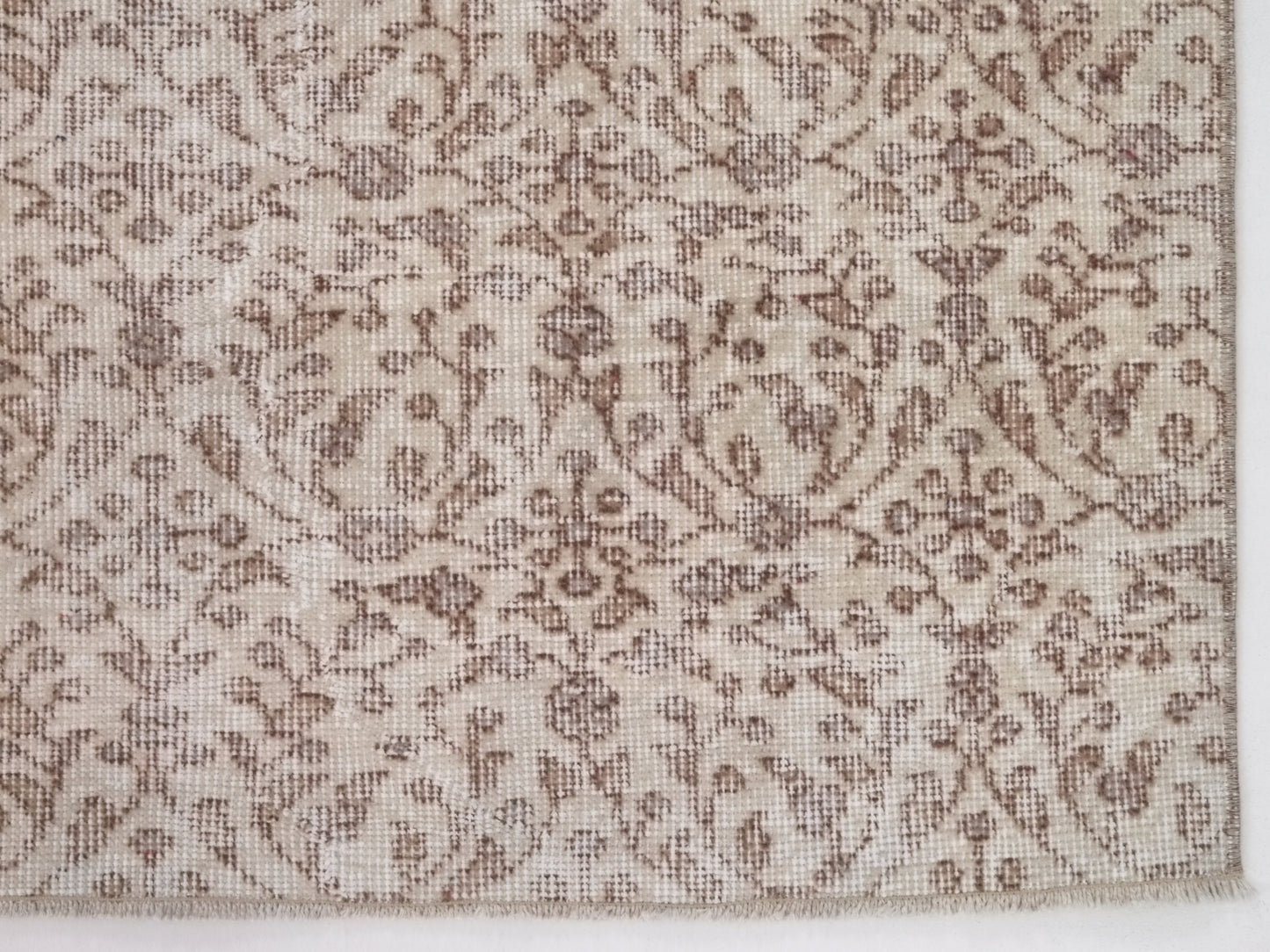 Floral Vintage Rug, 5x8 Turkish Oushak Rug, Area Rug, Faded rug, Antique Rug, Beige, Brown, Neutral rug, Carpet rug, Handmade rug, 10256