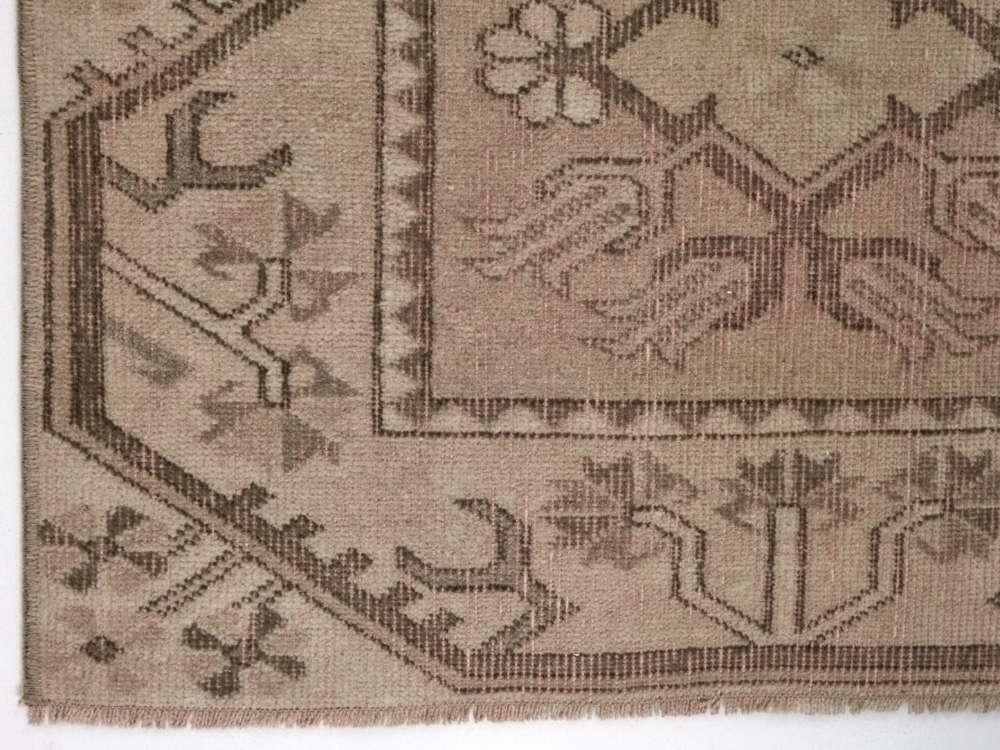 Pastel Oushak Rug, Vintage Rug, Neutral rug, Turkish rug, Carpet rug, Muted Rug, 3x5 Vintage rug, Small Beige rug 3x5, One of a kind, 9684