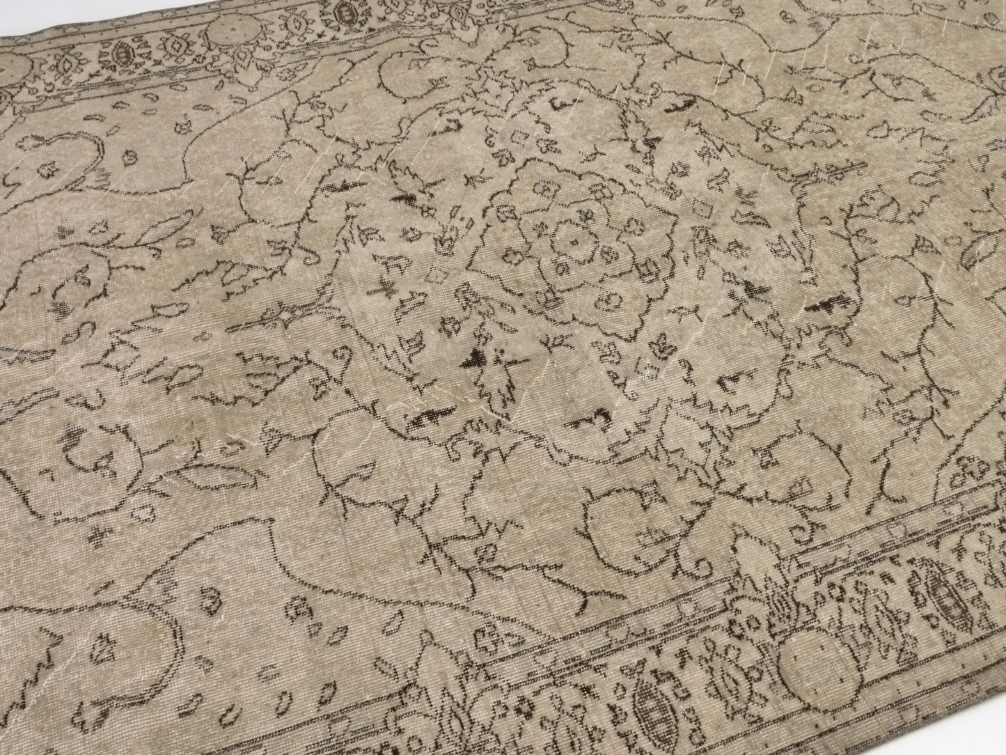 Antique Oushak Rug, Vintage Carpet Rug, Turkish Vintage Rug, Floral Rug, Old Handmade Area Rug, Primitive Rug, Unique rug, 6x10 Rug, 9561