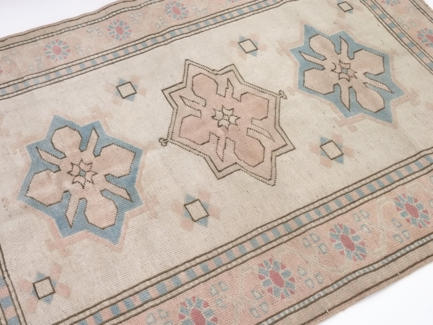Faded Small Oushak Rug, Turkish Oushak Vintage Rug, Carpet Rug, Wool rug, Muted Rug, Small Vintage Rug, Neutral Rug, 4x6 Rug, 9068