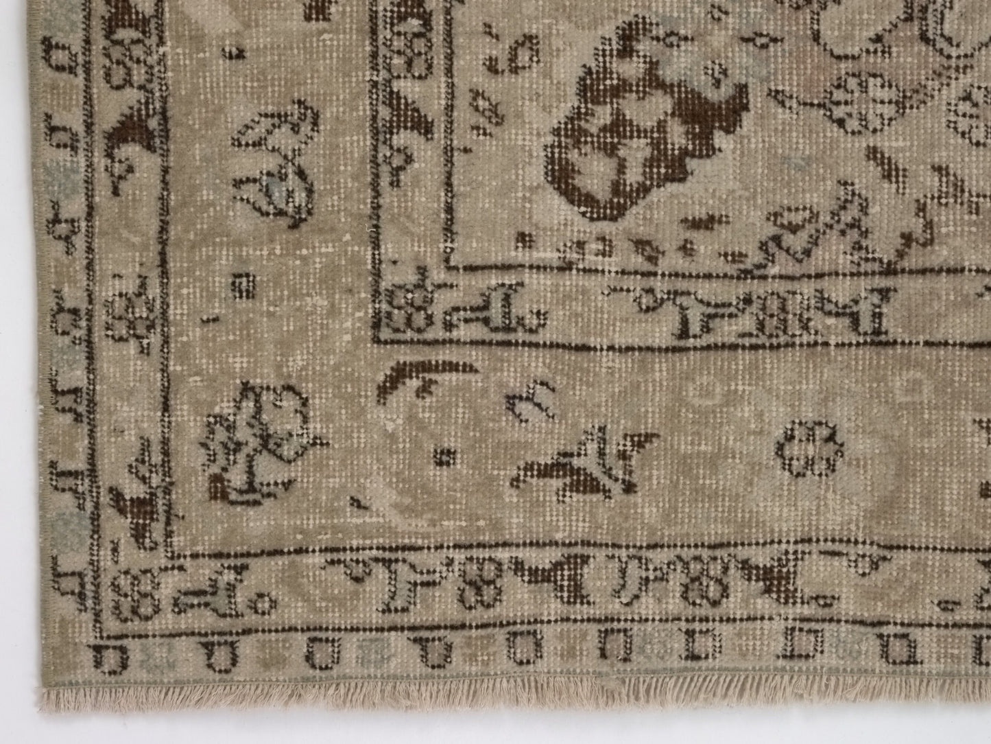 Turkish Neutral Rug, Vintage Rug, Area Rug, Beige Rug 6x9, Faded Rug, Muted Handmade Oushak Rug, Bedroom rug, Entryway rug, 8973