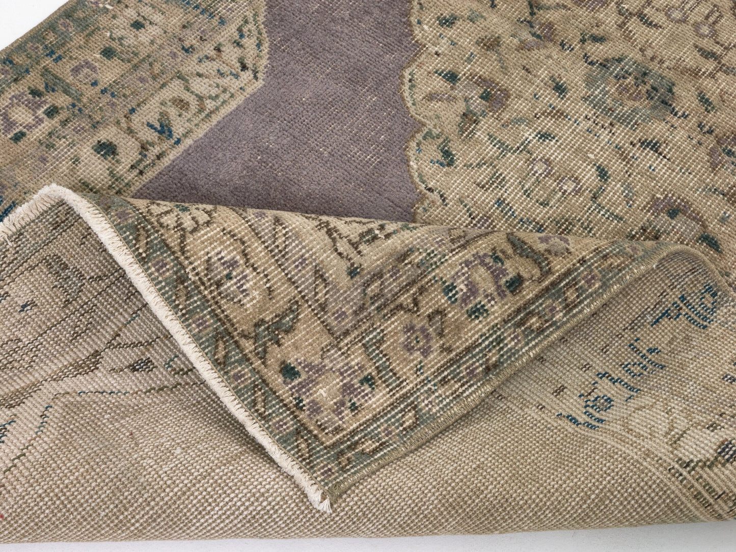Muted Purple Vintage Rug , Anatolian Handmade Neutral Rug , 4x6 Antique Oushak Rug , Traditional Turkish Rug , Small Area Rug 8719