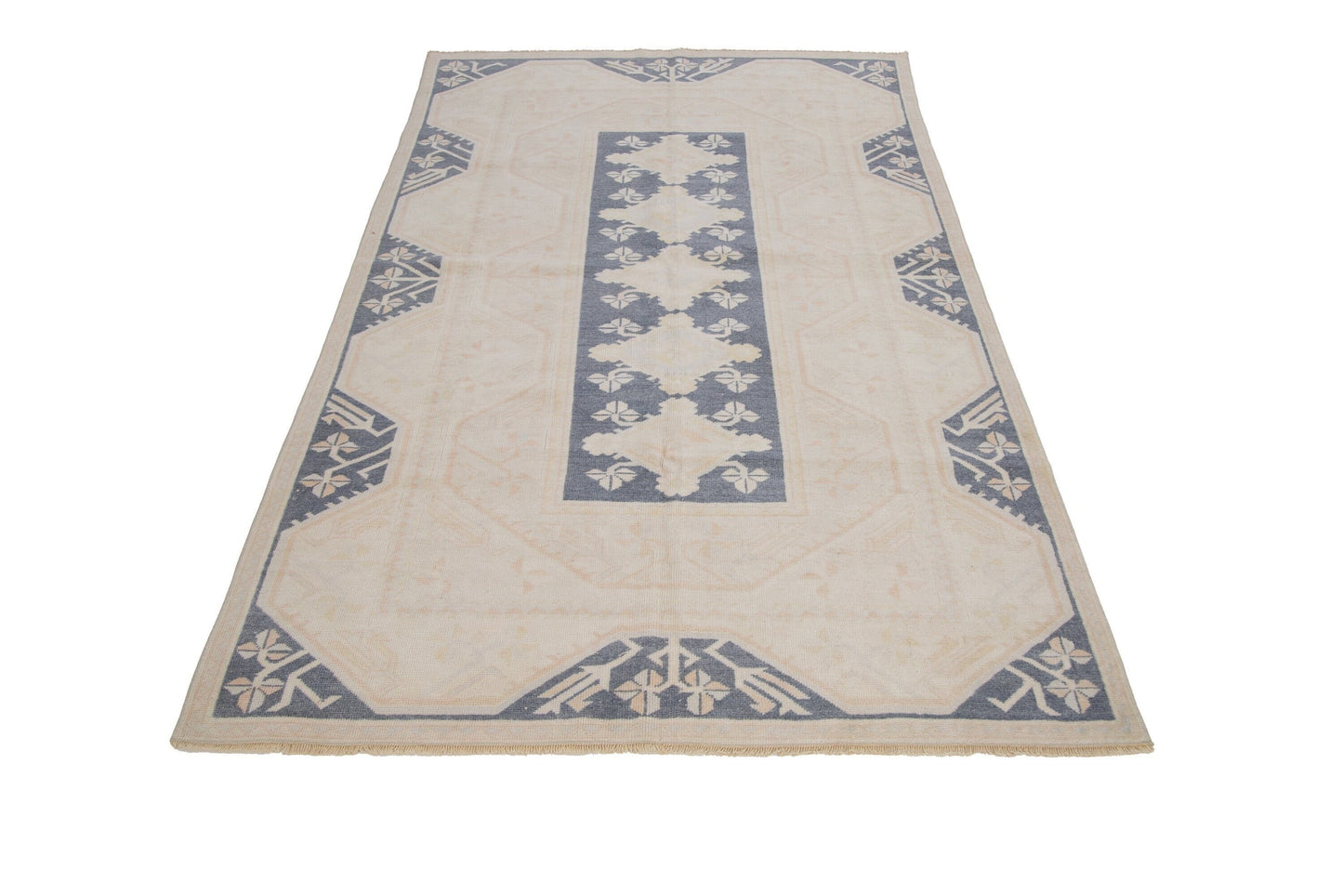 Faded Area Rug, Neutral Turkish Rug, Handmade rug, Oushak Rug, Vintage Rug, Wool Rug, Anatolia rug, Beige rug 5x8, Bedroom rug, 7727