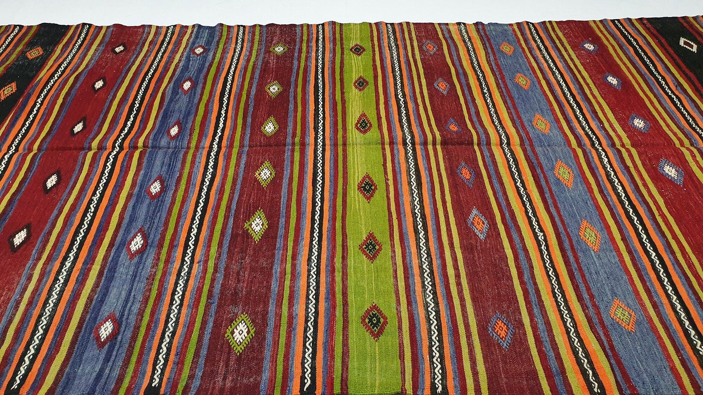 5x10 Vintage Turkish Area Kilim rug ,Primitive Living room Wool Rug,Handmade rug,One of a kind rug,Shabby chic,510