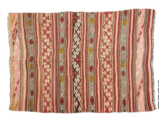 Small Vintage Kilim rug ,Turkish Kilim Area rug, 4x7 Kİlim rug, One of a kind Kid room rug, Farmhouse decor, Embroidery rug,Handmade,2537