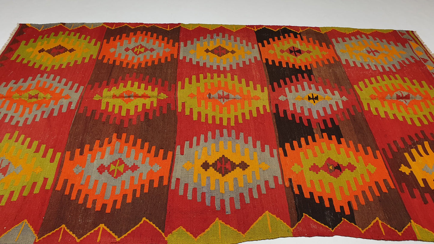 6x9 Kilim Rug Boho, Turkish Vintage rug Kilim ,One of a kind rug, Living room rug, Royal KİLİM RUG, Anatolia rug,  541